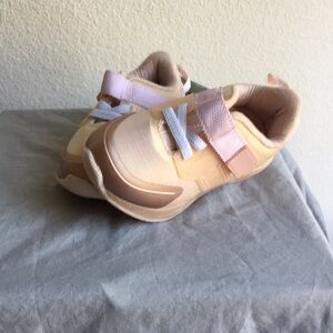 Light Up Girl Baby Shoes, Cat & Jack, Size 5